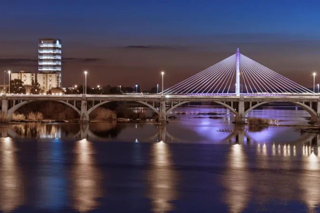 En El Corazon De La Ciudad Appartement Badajoz Buitenkant foto
